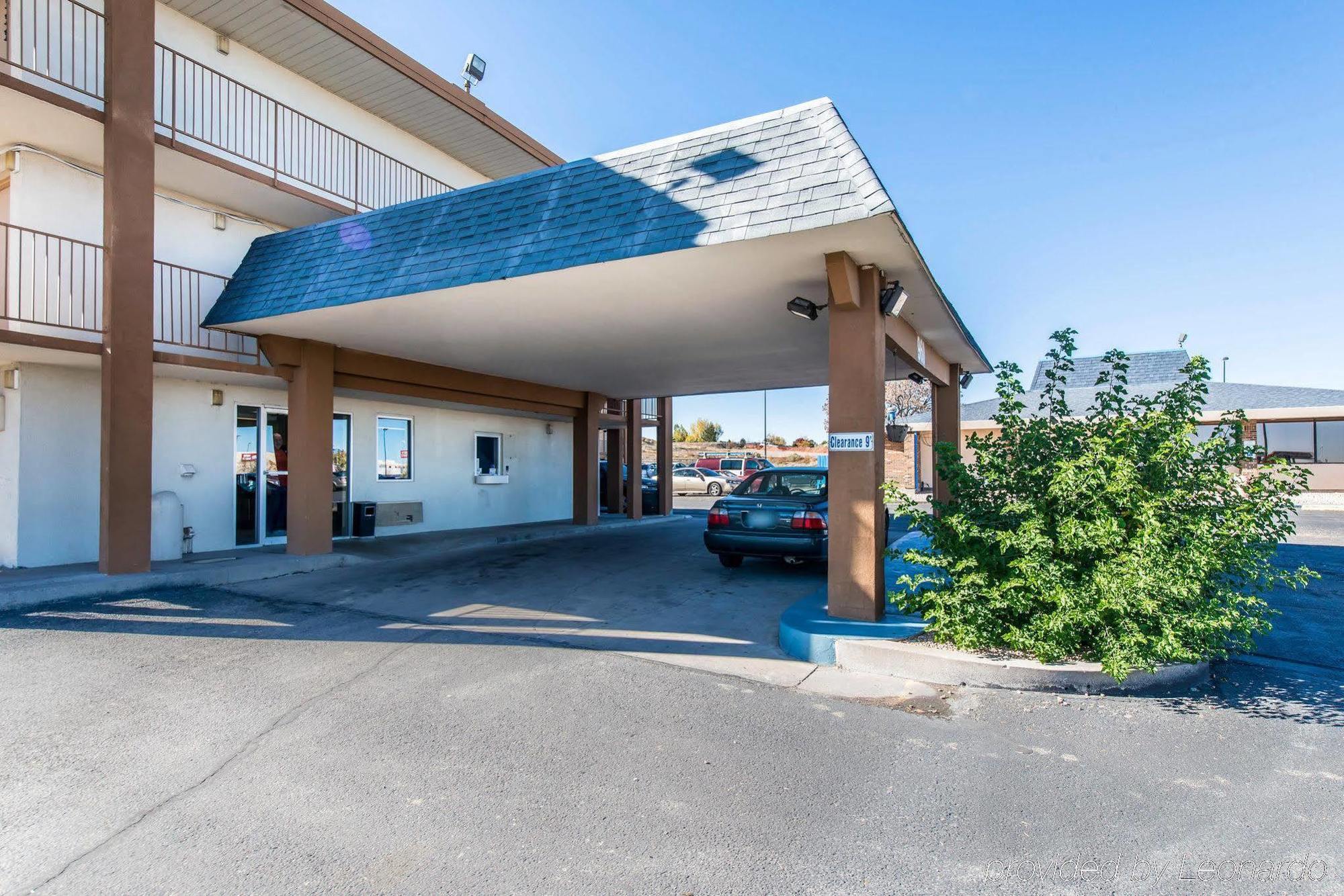 Rodeway Inn Пуебло Екстериор снимка